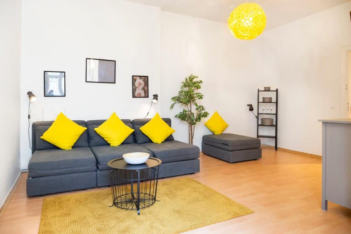 Spacious Family Apartment At Mauerpark Plus Selfcheckin Berlín Exterior foto